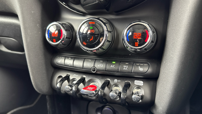 MINI Hatchback 1.5 Cooper Classic II 5dr Petrol Hatchback